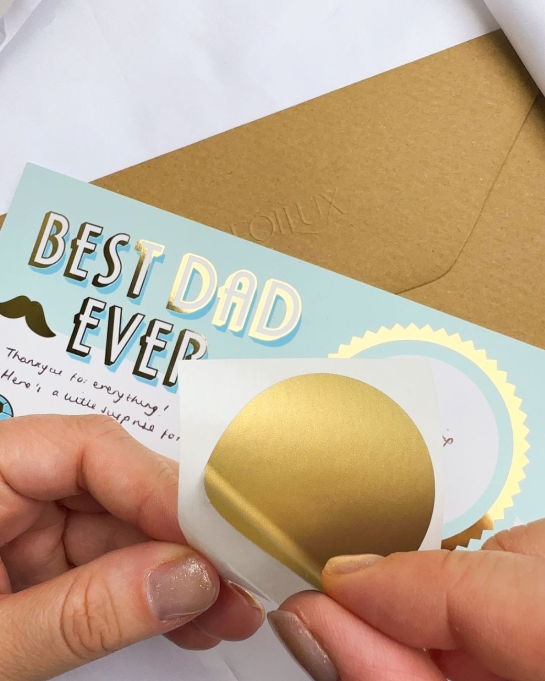 Personalise at Home Scratch card Gift Reveal | Father's Day 'Best Dad Ever' - Foilux