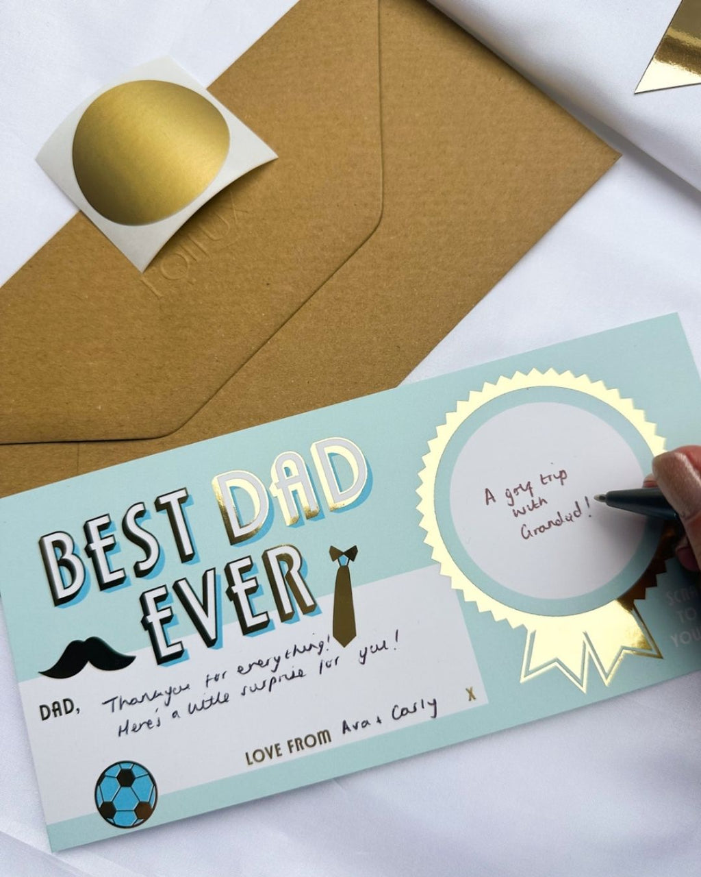 Personalise at Home Scratch card Gift Reveal | Father's Day 'Best Dad Ever' - Foilux
